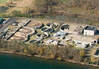 Aerial view of a wastewater treatment facility 